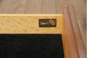 中古　DREXEL HERITAGE(ドレクセルヘリテイジ)　Cameo Classics(キャメオクラシックス)　エレガントな佇まいのサーバー(定価約73万円)(サイドボード、キャビネット)(R-052435)