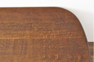中古　美品　高級品!　秋山木工　ナラ材　極厚の天板が目を引くダイニングテーブル(食卓)(R-052439)