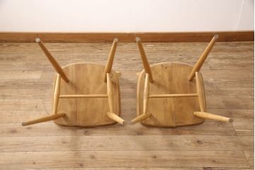 イギリスビンテージ　ERCOL(アーコール)　ナチュラルな雰囲気がかわいらしいフープバックチェア2脚セット(板座チェア、ダイニングチェア、ヴィンテージ)(R-052441)