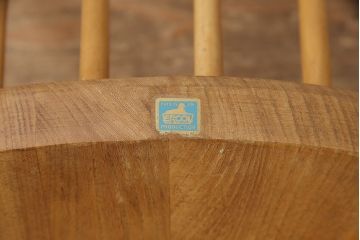 イギリスビンテージ　ERCOL(アーコール)　ナチュラルな雰囲気がかわいらしいフープバックチェア2脚セット(板座チェア、ダイニングチェア、ヴィンテージ)(R-052441)