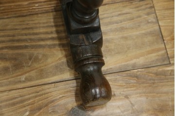 イギリスアンティーク　オーク材　脚の凝ったつくりが目を引くツイストレッグチェア2脚セット　(R-052442)