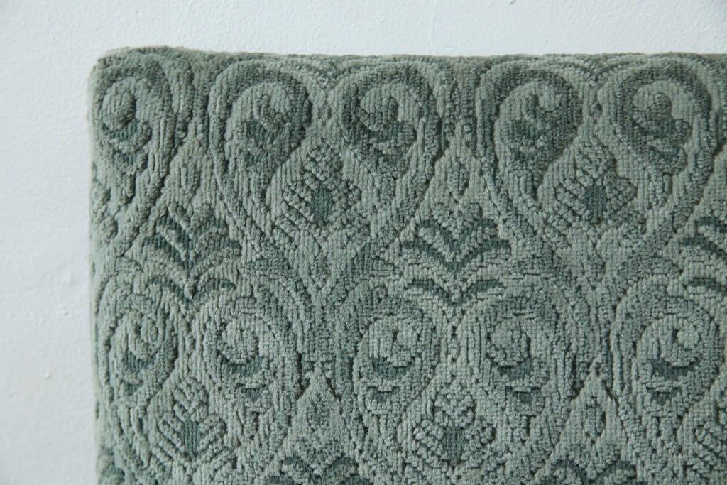 イギリスアンティーク　オーク材　脚の凝ったつくりが目を引くツイストレッグチェア2脚セット　(R-052442)