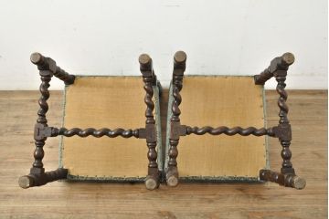 イギリスアンティーク　オーク材　脚の凝ったつくりが目を引くツイストレッグチェア2脚セット(ダイニングチェア、椅子)(R-052442)