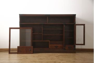 中古　美品　岩谷堂箪笥　販売:欅産業　製造:菊幸　脚(台輪)付きリメイク　美しい杢目が上品な和の趣を漂わせる収納棚(茶棚、飾り棚、サイドボード)(R-052444)
