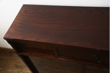 中古　美品　岩谷堂箪笥　販売:欅産業　製造:菊幸　脚(台輪)付きリメイク　美しい杢目が上品な和の趣を漂わせる収納棚(茶棚、飾り棚、サイドボード)(R-052444)