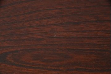 中古　美品　岩谷堂箪笥　販売:欅産業　製造:菊幸　脚(台輪)付きリメイク　美しい杢目が上品な和の趣を漂わせる収納棚(茶棚、飾り棚、サイドボード)(R-052444)