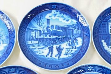 ROYAL COPENHAGEN　ロイヤルコペンハーゲン　イヤープレート11枚(1992〜1994年、1996〜1999年、2000、2002、2003、2008年)(R-052450)