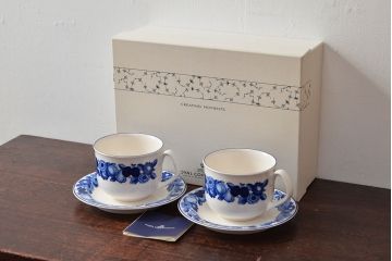 ROYAL COPENHAGEN　ロイヤルコペンハーゲン　FAJANCE　カップ&ソーサー2客(箱付き、洋食器)(R-052456)