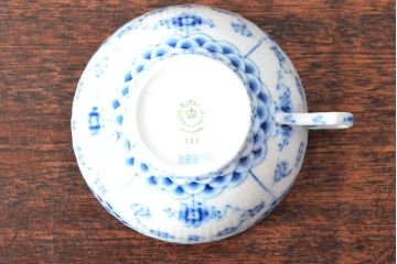 ROYAL COPENHAGEN　ロイヤルコペンハーゲン　ブルーフルーテッド　フルレース　カップ&ソーサー2客(洋食器)(定価88,000円)(R-052458)