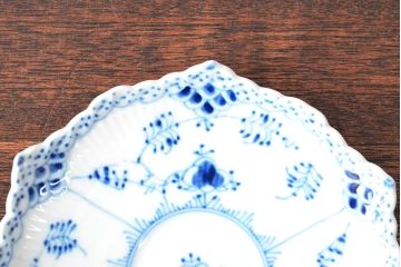 ROYAL COPENHAGEN　ロイヤルコペンハーゲン　ブルーフルーテッド　フルレース　カップ&ソーサー2客(洋食器)(定価88,000円)(R-052458)
