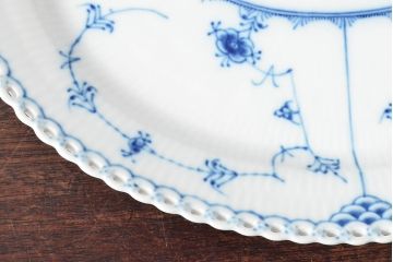 ROYAL COPENHAGEN　ロイヤルコペンハーゲン　ブルーフルーテッド　フルレース　オーバルディッシュ 36cm(洋食器、オーバルプレート)(定価143,000円)(R-052463)
