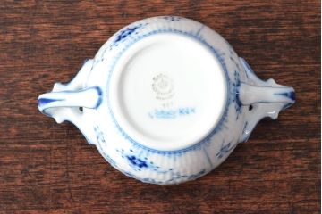 ROYAL COPENHAGEN　ロイヤルコペンハーゲン　ブルーフルーテッド　ハーフレース　シュガーボウル(シュガーポット、洋食器)(定価38,500円)(R-052465)