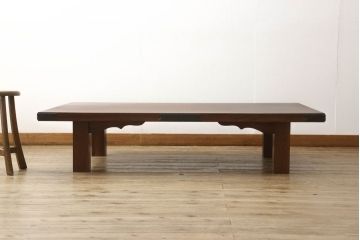 中古　岩谷堂箪笥　販売:欅産業　迫力ある杢目と金具がアクセントのローテーブル(定価約25万円)(座卓、センターテーブル)(R-052472)