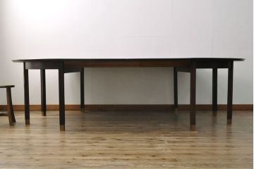 中古　デンマーク　ローズウッド　シンプルさの中にも洗練された美しさのある、特大エクステンションテーブル(定価約150万円、北欧)(ダイニングテーブル、ラウンドテーブル、北欧)(R-052473)