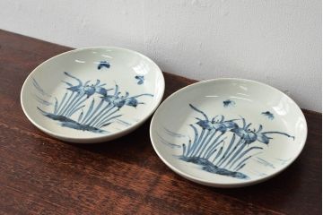 江戸期　古伊万里　花蝶図　染付　六寸皿2枚(和食器)(R-052482)