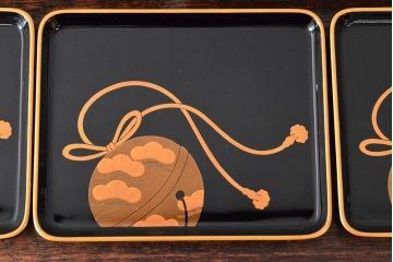 輪島塗　朝楓作　鈴五聖子蒔絵　銘々皿5客(木製、漆器)(R-052491)