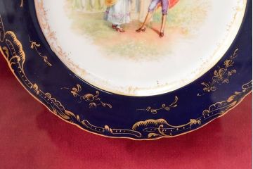 ドレスデン　ラム工房　瑠璃金彩　貴婦人と伯爵　額皿(飾り皿)(R-052503)