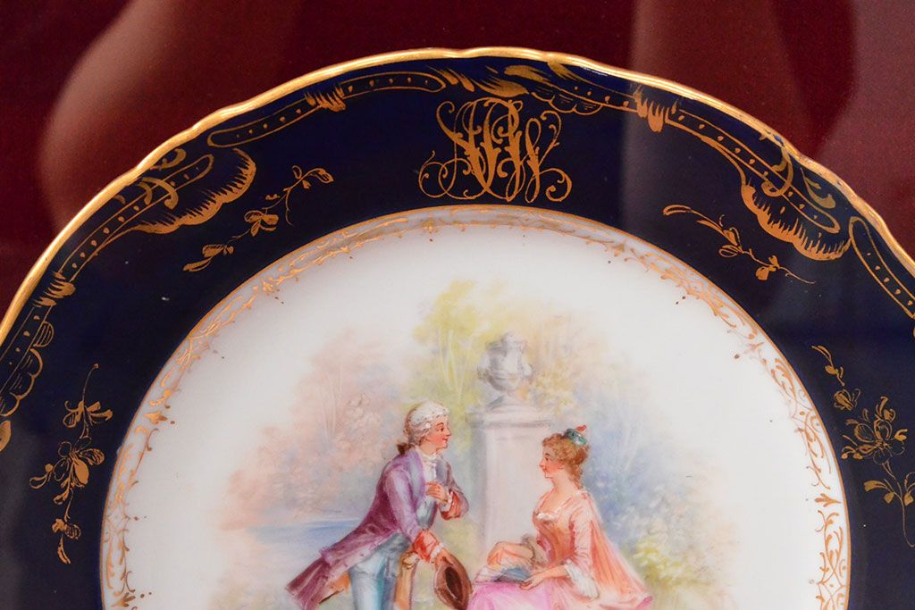 ドレスデン　ラム工房　瑠璃金彩　貴婦人と伯爵　額皿(飾り皿)(R-052505)