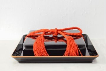明治〜大正　鶴亀図　金蒔絵内梨地　小箱(木製、漆器、文箱、硯箱)(R-052517)