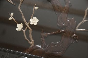 和製ビンテージ　最高級　総紫檀(シタン)彫刻　花鳥図と龍の総彫りが高級感たっぷりな、ガラス天板付き座卓(定価約240万円)(ローテーブル、ヴィンテージ)(R-052522)