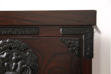 中古　超美品　岩谷堂箪笥　存在感のある金具と杢目が印象的な整理箪笥(チェスト、和タンス、引き出し)(R-052523)