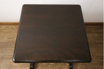 中古　北海道民芸家具　特注品　コンパクトなサイズ感がかわいらしいダイニングテーブル(作業台)(R-052529)