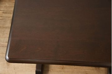 中古　北海道民芸家具　特注品　コンパクトなサイズ感がかわいらしいダイニングテーブル(作業台)(R-052530)