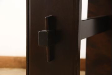 中古　北海道民芸家具　特注品　コンパクトなサイズ感がかわいらしいダイニングテーブル(作業台)(R-052531)
