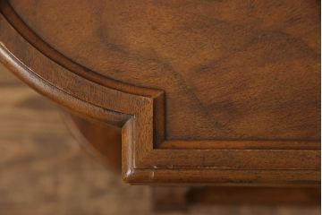 中古　美品　DREXEL HERITAGE(ドレクセルヘリテイジ)　Cameo Classics(キャメオクラシックス)　クラシカルな空間を演出するサイドテーブル(コーヒーテーブル、エンドテーブル)(定価約24万円)(R-052533)