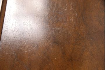 中古　美品　DREXEL HERITAGE(ドレクセルヘリテイジ)　Cameo Classics(キャメオクラシックス)　クラシカルな空間を演出するサイドテーブル(コーヒーテーブル、エンドテーブル)(定価約24万円)(R-052533)