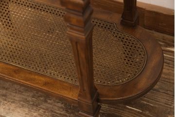 中古　美品　DREXEL HERITAGE(ドレクセルヘリテイジ)　Cameo Classics(キャメオクラシックス)　クラシカルな空間を演出するサイドテーブル(コーヒーテーブル、エンドテーブル)(定価約24万円)(R-052533)