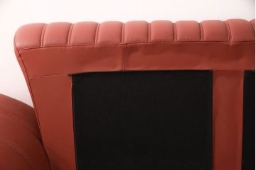 中古　美品　最高級　Lamborghini(ランボルギーニ)コレクション　Formitalia(フォルミタリア)製作　鮮やかな赤が印象的な本革2人掛けソファ(定価約240万円)(二人掛けソファ、アームソファ、2P)(R-052541)