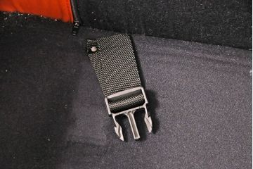 中古　美品　最高級　Lamborghini(ランボルギーニ)コレクション　Formitalia(フォルミタリア)製作　鮮やかな赤が印象的な本革2人掛けソファ(定価約240万円)(二人掛けソファ、アームソファ、2P)(R-052541)