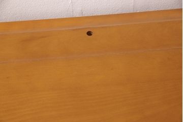 中古　美品　横浜ダニエル(daniel)　リメイク　気品のあるデザインが魅力的なサイドボード(定価約55万円)(引き出し、チェスト)(R-052543)