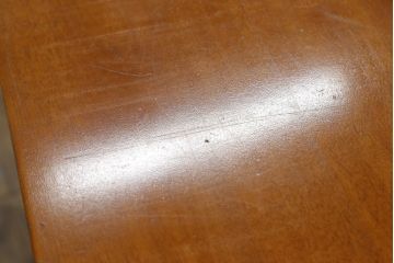 中古　美品　横浜ダニエル(daniel)　A-205　クラシカルな佇まいが目を引くサイドボード(定価約70万円)(キャビネット、リビングボード、収納棚)(R-052544)