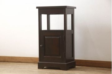 中古　北海道民芸家具　シックなお部屋にも似合う電話台(サイドテーブル、ナイトテーブル、花台、収納棚)(R-052551)