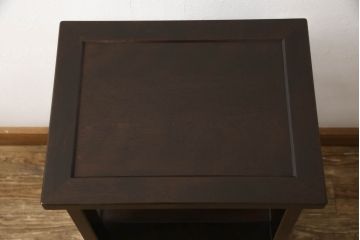 中古　北海道民芸家具　シックなお部屋にも似合う電話台(サイドテーブル、ナイトテーブル、花台、収納棚)(R-052551)