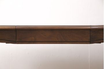 中古　DREXEL HERITAGE(ドレクセルヘリテイジ)　アメリカ輸入モデル　格調高いデザインが魅力的なニレ材製エクステンションテーブル(拡張式テーブル、ダイニングテーブル)(R-052557)