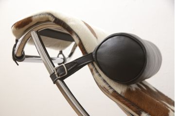 中古　美品　Cassina(カッシーナ)　Le Corbusier(ル・コルビュジエ)　LC4　シェーズロング(寝椅子、カウチ)(定価約92万円)(R-052565)