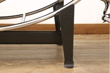 中古　美品　Cassina(カッシーナ)　Le Corbusier(ル・コルビュジエ)　LC4　シェーズロング(寝椅子、カウチ)(定価約92万円)(R-052565)