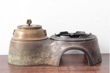 明治〜大正　銅製銅壷(湯釜、陽刻、茶道具、銅壺)(R-052577)