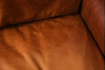 中古　ACME Furniture(アクメファニチャー)　FRESNO(フレスノ)　使い込まれた本革がヴィンテージスタイルによく馴染む3人掛けソファ(定価約30万円)(三人掛けソファ、3P)(R-052586)