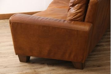 中古　ACME Furniture(アクメファニチャー)　FRESNO(フレスノ)　使い込まれた本革がヴィンテージスタイルによく馴染む3人掛けソファ(定価約30万円)(三人掛けソファ、3P)(R-052586)
