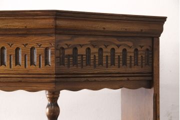 中古　美品　イギリス輸入家具　アンティーク調　大人の空間づくりにぴったりなバーカウンターセット(収納棚、飾り棚、キャビネット、アームチェア)(R-052589)