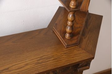 中古　美品　イギリス輸入家具　アンティーク調　大人の空間づくりにぴったりなバーカウンターセット(収納棚、飾り棚、キャビネット、アームチェア)(R-052589)
