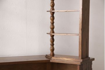 中古　美品　イギリス輸入家具　アンティーク調　大人の空間づくりにぴったりなバーカウンターセット(収納棚、飾り棚、キャビネット、アームチェア)(R-052589)