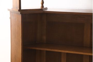 中古　美品　イギリス輸入家具　アンティーク調　大人の空間づくりにぴったりなバーカウンターセット(収納棚、飾り棚、キャビネット、アームチェア)(R-052589)