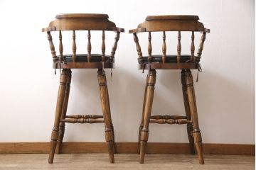 中古　美品　イギリス輸入家具　アンティーク調　大人の空間づくりにぴったりなバーカウンターセット(収納棚、飾り棚、キャビネット、アームチェア)(R-052589)