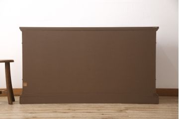 中古　美品　DREXEL HERITAGE(ドレクセルヘリテイジ)　FRANCESCA(フランチェスカ)シリーズ　上品なモールディングの装飾が高級感を高めるサイドボード(クレデンザ、クリデンザ、収納棚、キャビネット、サイドキャビネット)(R-052595)