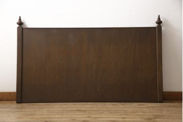 中古　美品　永田良介商店　クラシカルな佇まいが目を引くベッドフレーム(木製ベッド)(R-052602)